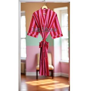 Bata Kimono de Algodón para Mujer con Estampado Floral para una Sensación Suave y Uso Diario Cómodo - Product Image 1