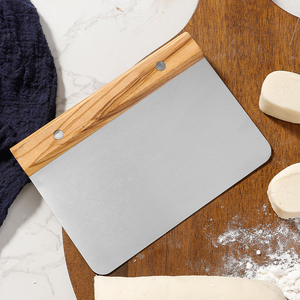 Thép không gỉ <span class=keywords><strong>scraper</strong></span> đa năng thực phẩm <span class=keywords><strong>scraper</strong></span> với gỗ ô liu xử lý cho nhà bếp, Pastry & bột cắt Board <span class=keywords><strong>scraper</strong></span> công cụ - Product Image 1