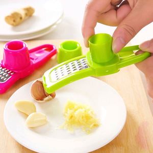 Gadget de cuisine créatif, presse-ail manuel multifonctionnel, presse-gingembre, hachoir à purée, éplucheur de fruits et légumes - Product Image 6