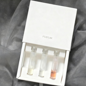 Coffret Cadeau Parfum Personnalisé Vert 5 ou 6 pièces 2ml 5ml 10ml en Carton Rigide avec Insert en Papier pour Découverte <span class=keywords><strong>et</strong></span> Style de Vie - Product Image 2