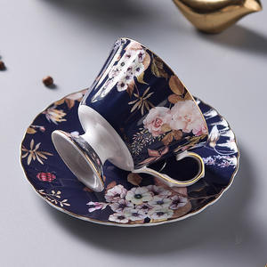 ชุดถ้วยชาและจานรองเซรามิกรูปกุหลาบสีขาวสไตล์ยุโรปสำหรับถ้วยน้ำชายามบ่ายสไตล์อังกฤษ - Product Image 3