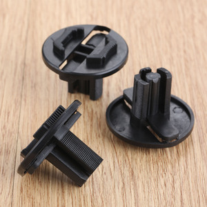 Clip de fixation de phare Mercedes Benz 1248210520 pour E300 E320 E420 300C, pièce de rechange - Product Image 1