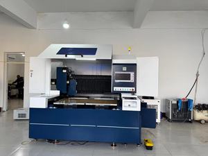Machine de découpe et de fendage de <span class=keywords><strong>verre</strong></span> à laser haute vitesse, découpeuse de <span class=keywords><strong>verre</strong></span> laser infrarouge picoseconde - Product Image 2