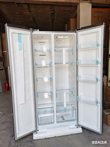 Il frigorifero a <span class=keywords><strong>doppia</strong></span> <span class=keywords><strong>porta</strong></span> incorporato 518L adotta la tecnologia di raffreddamento ad aria ed è adatto sia per le famiglie che per gli hotel. - Product Image 2