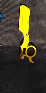 OBEXA - Maquinilla de Afeitar Profesional de Acero Inoxidable con Una Sola Hoja para Hombres, para Rostro, Bikini y Axilas, Depilación, con Soporte Metálico para Dedos - Product Image 5