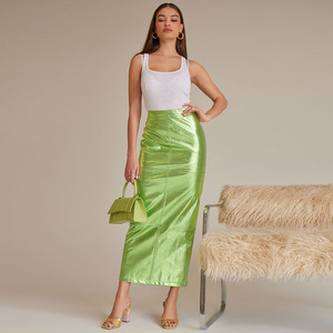 Jupes d'été en <span class=keywords><strong>cuir</strong></span> Pu pour femmes Jupes longues taille haute Jupes Maxi vertes fendues Night Club Cute Casual Slit Skirt - Product Image 3