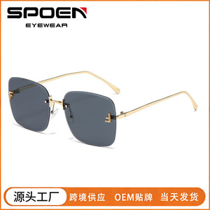 Lunettes de soleil sans monture à dégradé UV400, rectangulaires, tendance, pour femmes, protection solaire, étui inclus - Product Image 5