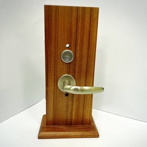 Poignée de porte courbée en chrome poli sur rosette pour ensemble de serrure à mortaise de porte intérieure en bois - Product Image 3