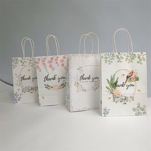 KUAIMA 22*11*27cm Vente en gros de petits sacs en papier écologiques de haute qualité et luxueux avec votre propre logo pour les sacs cadeaux - Product Image 5