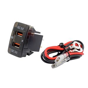 Chargeur de voiture double USB QC3.0 à charge rapide 12V avec affichage de la tension pour Honda LCV Europe - Product Image 1