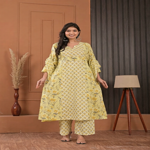 Ensemble Kurti 3 pièces imprimé floral très demandé avec dupatta, ensemble Kurta en coton en gros avec dupatta, costume de soirée imprimé de créateur - Product Image 1