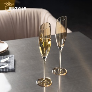 Lot de Coupes <span class=keywords><strong>à</strong></span> <span class=keywords><strong>Champagne</strong></span> de Luxe Personnalisées 180ml 6oz, Flûtes <span class=keywords><strong>à</strong></span> <span class=keywords><strong>Champagne</strong></span> en Cristal Ambré pour Mariage - Product Image 3