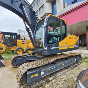 Heavy Equipment Hyundai 220lc-9s 22 Ton <b>Used</b> Excavator Original Engine Core Motor Hyundai 220lc-9s Excavator for sale - Product Image 5