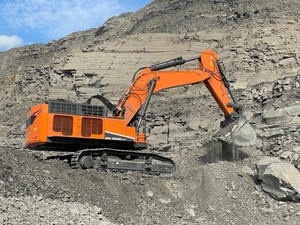 Moteur/Pompe pour Excavatrice Minier sur Chenilles DEVELON DX1000 99,5 tonnes pour l'exploitation en carrière ouvert, le défrichement de la couche de déchets et le chargement de roches - Product Image 2