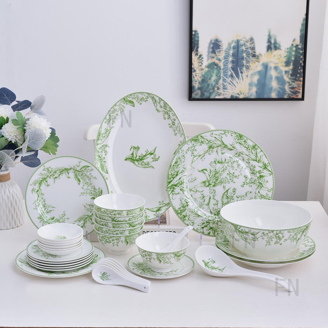 32Pcs Dinnerware Set