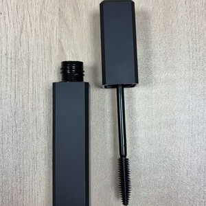 Envase Cuadrado Negro Mate de 10 ml para Rímel con Logotipo Personalizado, Botella Vacía para Suero de Cejas con Etiqueta Privada y Cepillo de Silicona - Product Image 4