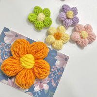 Fleurs crochetées multicolores 8cm en tricot crocheté à la main pour sac à vêtements, vente en gros