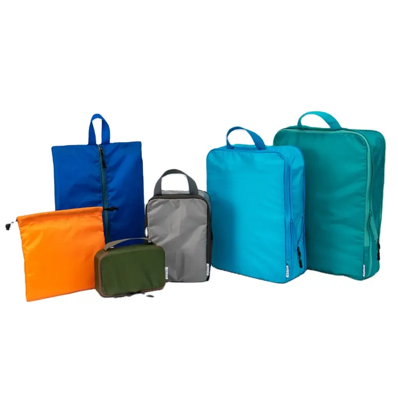Özelleştirilmiş renk su geçirmez naylon yırtılmaz ambalaj küpleri taşınabilir bagaj özel sıkıştırma ambalaj küpleri seti