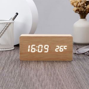 Horloge de table intelligente avec affichage numérique de la température et de l'humidité, design en bois, charge sans fil, pour la décoration de la maison, salon - Product Image 2