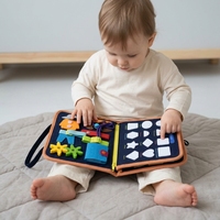 Livre d'activités sensorielles Montessori personnalisable et réutilisable en feutre pour bébés, livre silencieux, livre d'autocollants magiques, jouet éducatif pour enfants