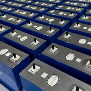 Lishen ev güneş enerjisi depolama sistemi yüksek kapasiteli 3.2V 340Ah Lifepo4 prizmatik lityum iyon piller 280Ah 300Ah 304Ah 314Ah - Product Image 5