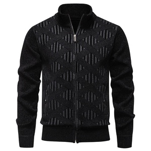 Suéter de punto para <span class=keywords><strong>hombre</strong></span> estilo coreano, de invierno, moderno, informal, con cuello alto, forro polar y cremallera, tipo cárdigan. - Product Image 4