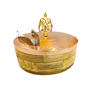 Casserole exclusive en bois poli avec couvercle en métal au design martelé Pot de comptoir de cuisine pour hôtel/restaurant pour la cuisine - Product Image 1