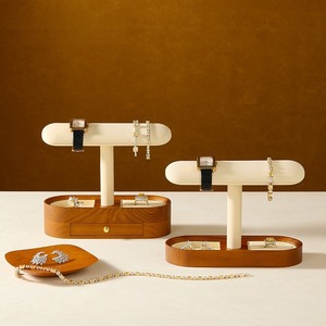 Expositor de relojes de madera maciza personalizado, expositor de pulseras de relojes de alta gama, accesorios de exhibición para almacenamiento de joyas - Product Image 2