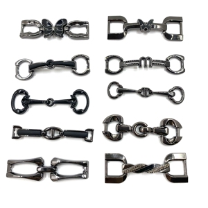 حذاء حريمي ذو قوس أسود مزين بأحذية زفاف معدنية أنيقة مزينة بإبزيم - Product Image 1