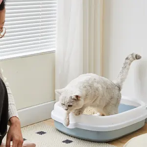 Nova chegada de plástico grande removível e durável treinamento banheiro de gato com pá caixa de areia semi-fechada