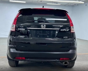 Voiture d'occasion 24GLBY <span class=keywords><strong>Honda</strong></span> <span class=keywords><strong>CR</strong></span>-<span class=keywords><strong>V</strong></span> <span class=keywords><strong>2013</strong></span> 2.4L Automatique Deux Roues Motrices Édition Deluxe Conduite à Gauche Sièges en Cuir Pneus R17 Arrière - Product Image 6