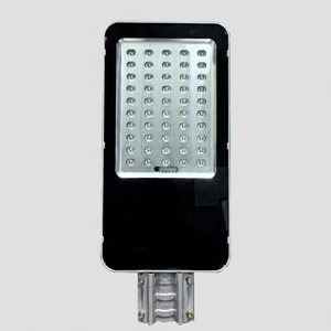 ไฟถนนโซลาร์เซลล์ LED 300W พลาสติก ABS IP67 โมโนคริสตัลไลน์ซิลิคอน ติดผนังภายนอกอาคาร รับประกัน 2 ปี ได้รับการรับรองมาตรฐาน CE - Product Image 1