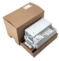 E82EV551K4C 8200 Variateur de fréquence série Vector 0,55 kW 400 V IP20 PLC