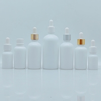 Bouteille en céramique Boston ronde 10ml, 15ml, 1 Oz, 50ml, 100ml, flacon compte-gouttes vide en verre blanc pour aromathérapie aux huiles essentielles