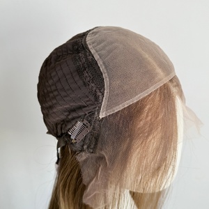 Pelucas y Tupés de Cabello Humano para Mujer con Cabello Fino - Peluca Judía de Color Ondulado Natural de 18 Pulgadas en Stock - Product Image 3