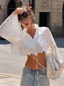 Fabricante OEM ODM de <span class=keywords><strong>Blusas</strong></span> de Encaje de Ganchillo para Mujer, Etiqueta Privada, Top Corto con Mangas de Campana, Camisa Blanca de Algodón para Vacaciones, Venta al Por Mayor - Product Image 1