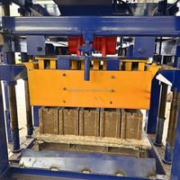Machine de fabrication de blocs de béton QT4-35 pour le Pakistan – Équipement de production de briques en ciment à faible investissement – Machine à blocs creux