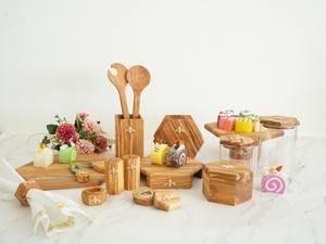 Soporte de Madera de Olivo con Forma Hexagonal de Abeja Natural para Pasteles, Postres y Magdalenas, Fiestas, Restaurantes, Cumpleaños - Product Image 3