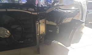 Kit de Carrocería de Auto de Segunda Mano para <span class=keywords><strong>Audi</strong></span> A6L C8 <span class=keywords><strong>2022</strong></span>, Parte Delantera, Parachoques Delantero, Faros de Repuesto, Parachoques Delantero Completo - Product Image 5