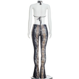 Viviblook J26JP014 Mono para mujer, sexy, ajustado, informal, con estampado de serpiente, sin espalda, sin mangas, con cuello halter cruzado, de una pieza - Product Image 5