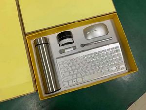 Coffret Cadeau d'Affaires Haut de Gamme : Clavier Bluetooth, Souris, Haut-parleur, Stylo USB, Tasse Isotherme en Métal – Idéal pour le Bureau - Product Image 5