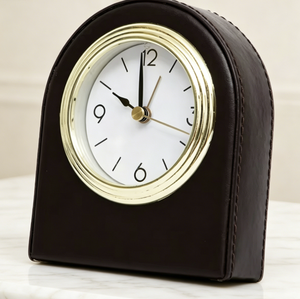 Réveil <span class=keywords><strong>de</strong></span> bureau moderne pour hôtel avec <span class=keywords><strong>radio</strong></span>, affichage numérique, en cuir PU – Décoration <span class=keywords><strong>haut</strong></span> <span class=keywords><strong>de</strong></span> <span class=keywords><strong>gamme</strong></span> pour salon - Product Image 3