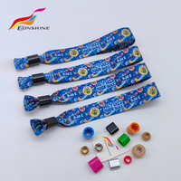 Nouveaux bracelets en tissu polyester bon marché de 2 cm (20 mm) de large, promotionnels, avec logo personnalisé pour les événements