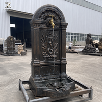 Fontaine murale en bronze, sculpture artisanale en métal, patine antique, élément aquatique durable pour villa, cour, jardin et aménagement paysager d'hôtel