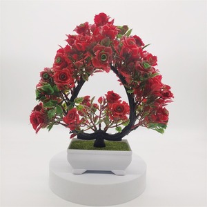 Decorazione da Tavolo per Casa, Piccolo Bonsai in Plastica a Forma di Foglia, Rosa in Vaso, Pianta Verde Artificiale per Interni, Decorazione per San Valentino - Product Image 5