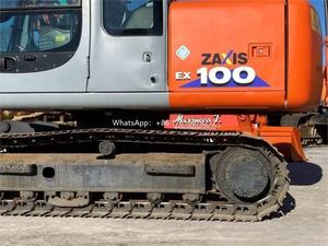 10ton Used Excavator Hitachi Excavator ZX100 Japan Original Low Working Hours Crawler Excavator for Sale - Product Image 4