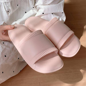 XIXITIAO 도매 조용한 편안한 게스트 슬리퍼 친환경 EVA 미니멀리스트 디자인 대량 맞춤 호텔 슬리퍼 에어비앤비용 - Product Image 3