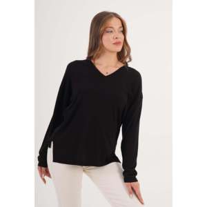 Suéter de Punto Negro Informal de Estilo Coreano para Mujer, Cuello en V y Aberturas Laterales, Talla XS, Suéter de Invierno con Logotipo Frontal - Product Image 3