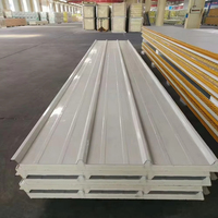 Panneau sandwich PU PIR PUR de 50 mm avec panneaux de toiture à joint debout isolés pour la construction