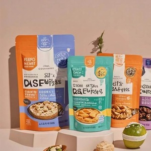 Empaque Personalizado con Impresión Digital a Prueba de Olores para Gomitas, Bolsas de Mylar de 3.5, Bolsa Vertical a Prueba de Olores para Almacenamiento de Dulces y Galletas - Product Image 1